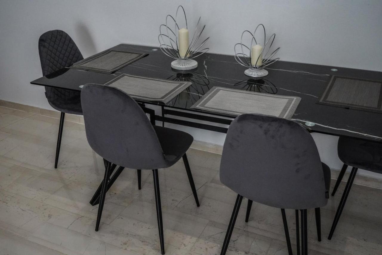 Silver Central Apartment Wolos Zewnętrze zdjęcie