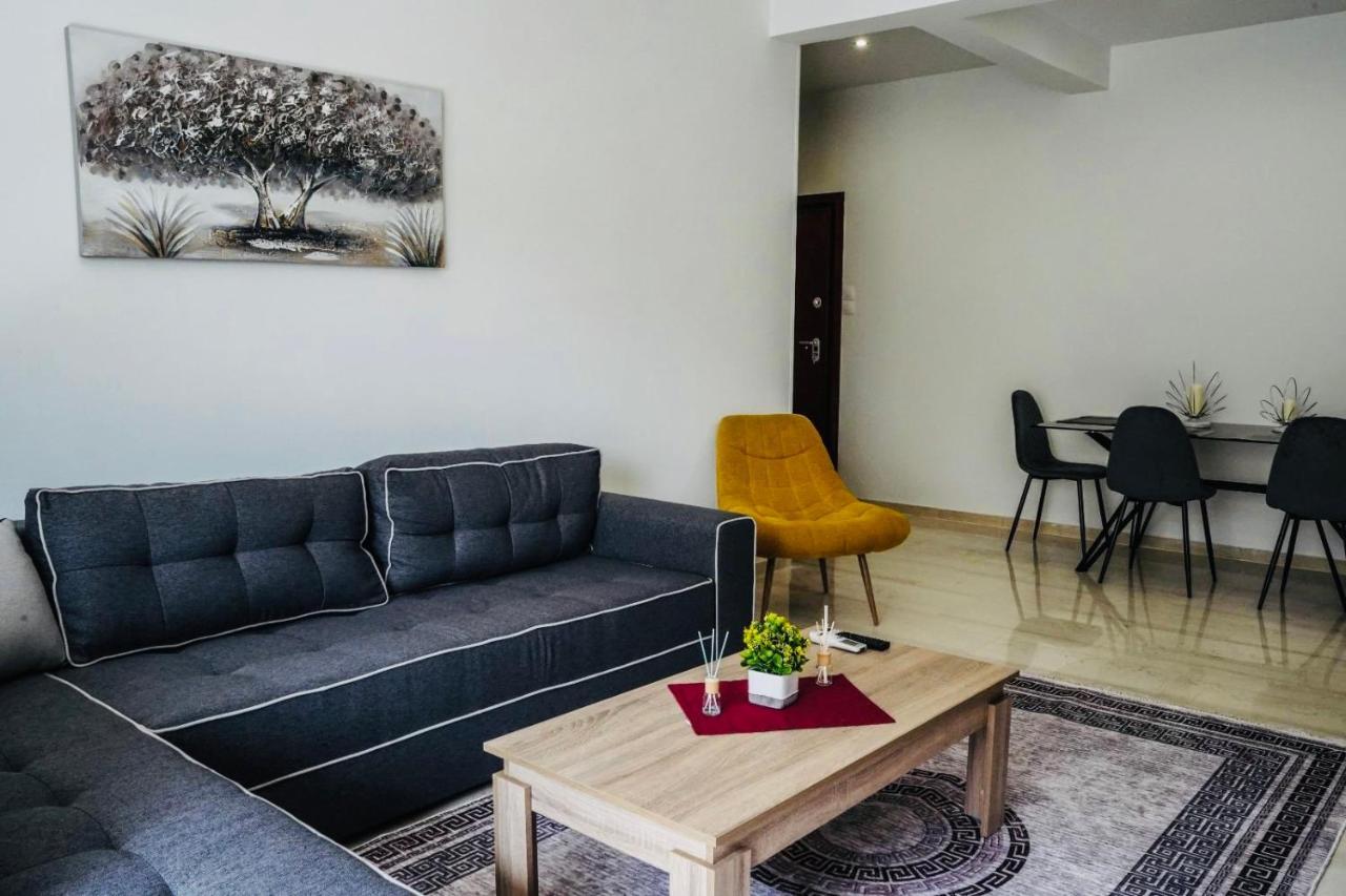 Silver Central Apartment Wolos Zewnętrze zdjęcie